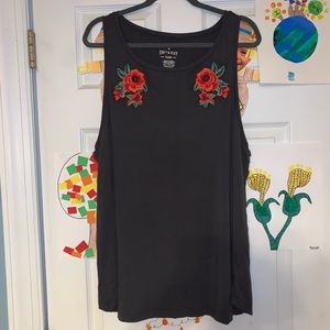 AEO Soft & Sexy rose embroidered tank - size XXL